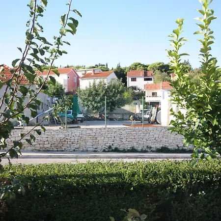 Appartement With Parking Space Supetar, Brac - 5385 *