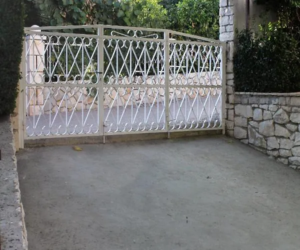 With Parking Space Supetar, Brac - 5385 Supetar