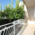 Apartman With Parking Space Supetar, Brac - 5385 Supetar