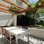 Apartman With Parking Space Supetar, Brac - 5385