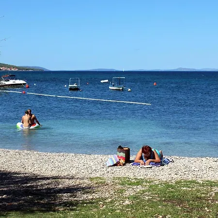 With Parking Space Supetar, Brac - 5385 Апартаменты *