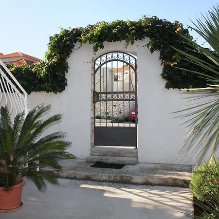 With Parking Space Supetar, Brac - 5385 Apartamento