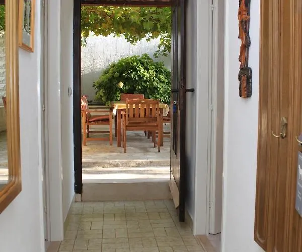 Apartamento With Parking Space Supetar, Brac - 5385 *