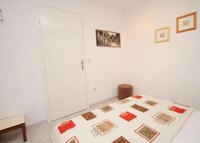 Apartamento With Parking Space Supetar, Brac - 5385 *