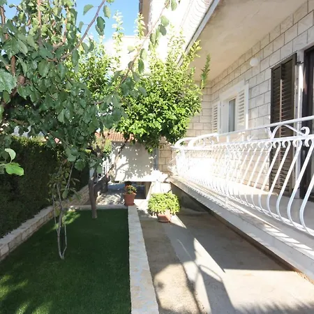 With Parking Space Supetar, Brac - 5385 Apartment